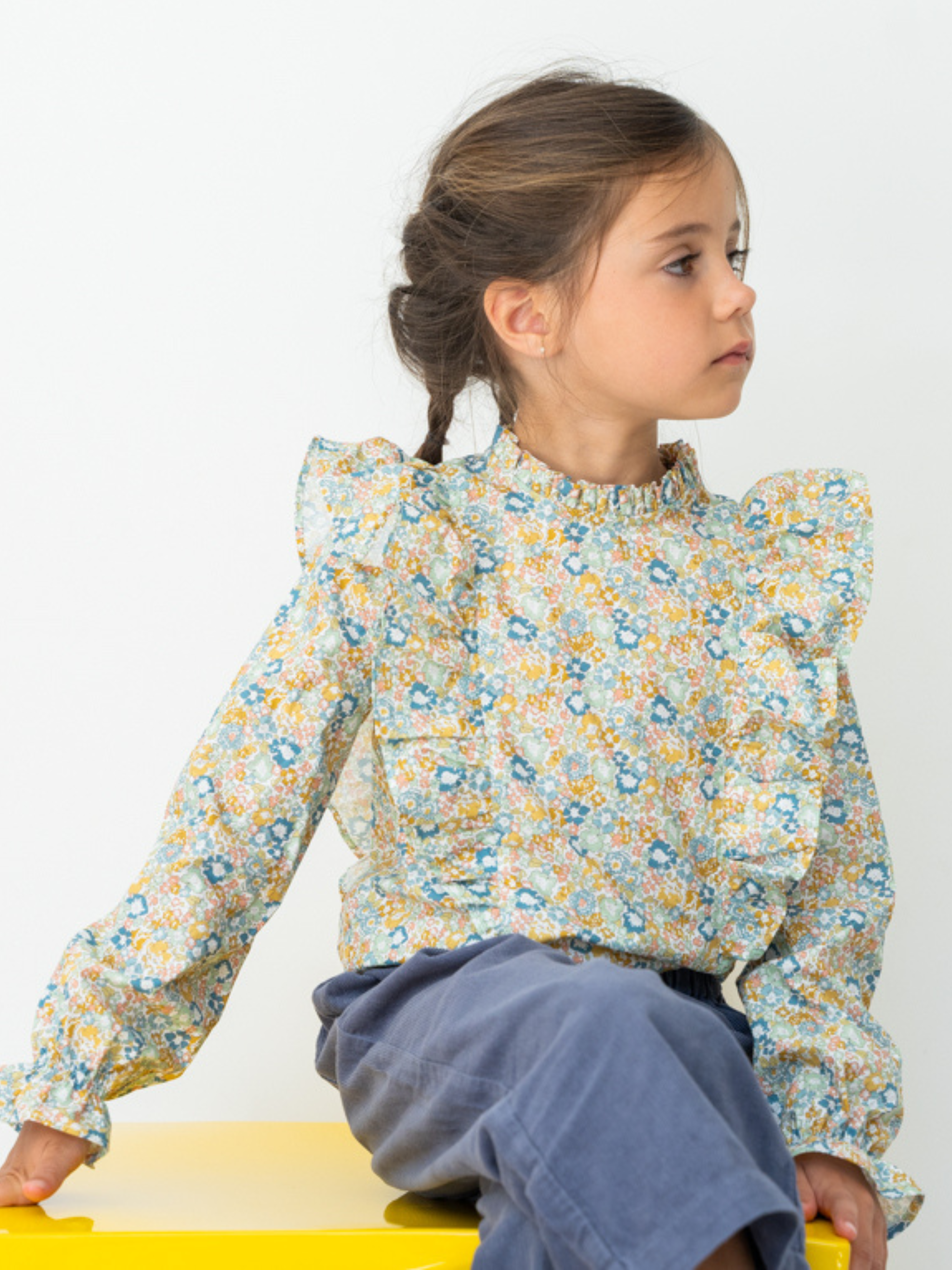 Blusa flores amarillo