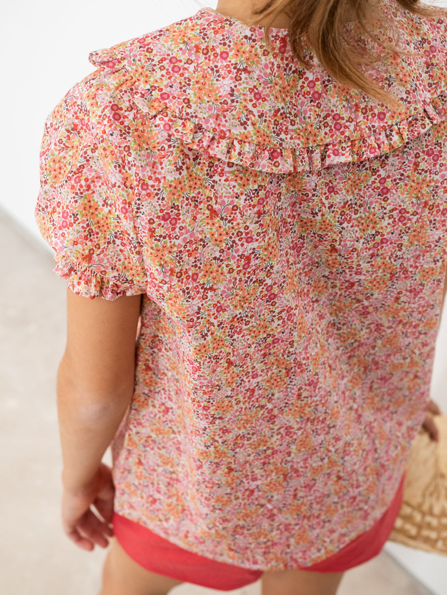 Blusa flores cuello