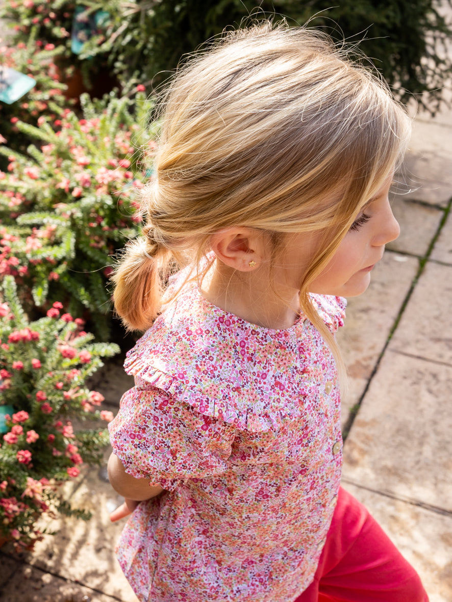 Blusa flores cuello